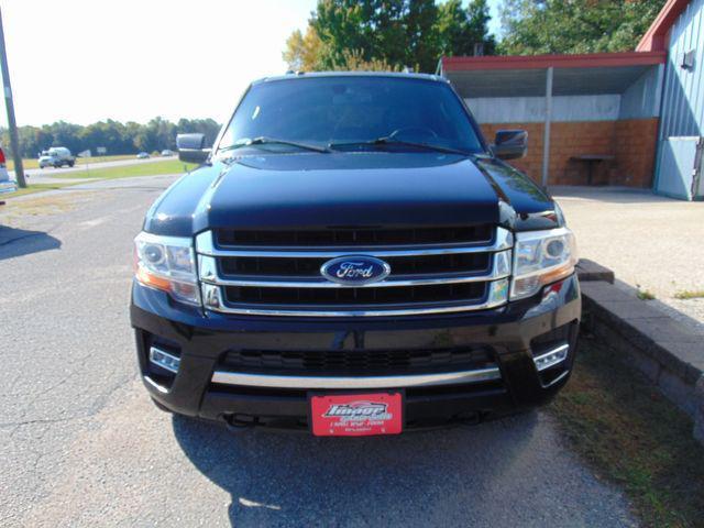 Photo of 2017 Shadow Black Ford Expedition EL