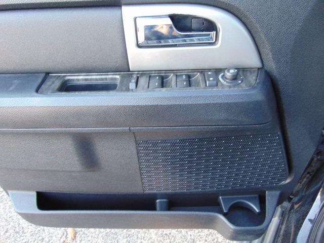 Photo of 2017 Shadow Black Ford Expedition EL