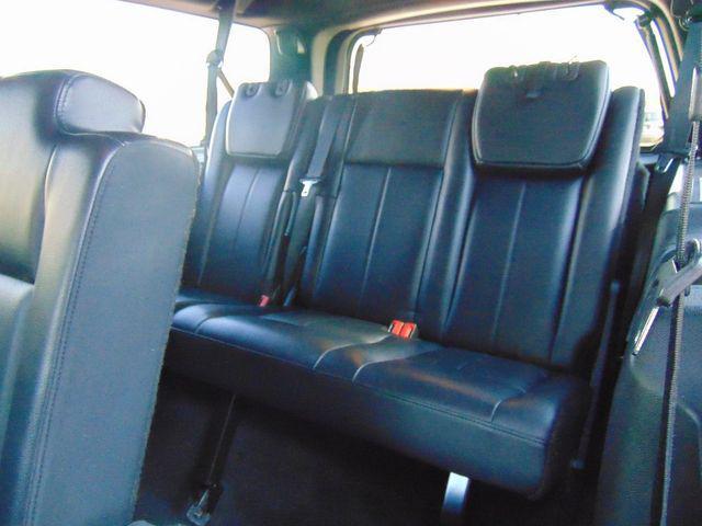 Photo of 2017 Shadow Black Ford Expedition EL