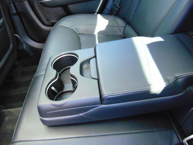 Photo of 2016 Bright White Clearcoat Chrysler 300