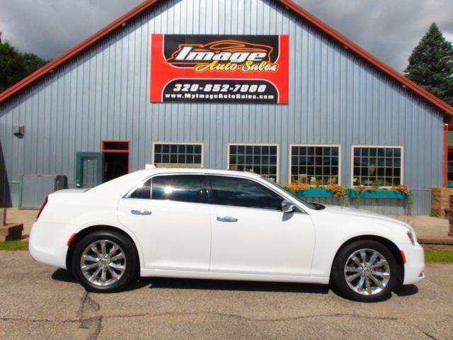 Photo of 2016 Bright White Clearcoat Chrysler 300