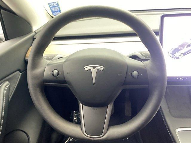 Photo of 2021 Gray Tesla Model Y