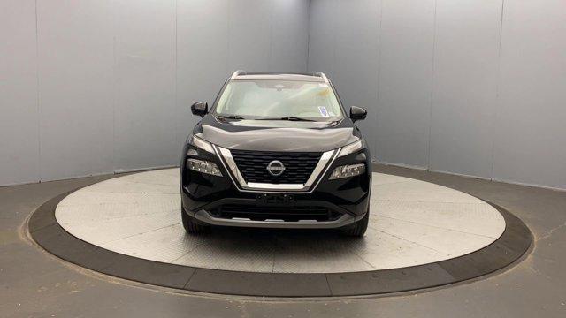 Photo of 2023 Black Nissan Rogue