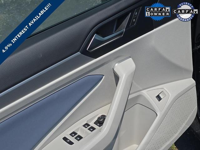 Photo of 2025 Deep Black Pearl Volkswagen Jetta