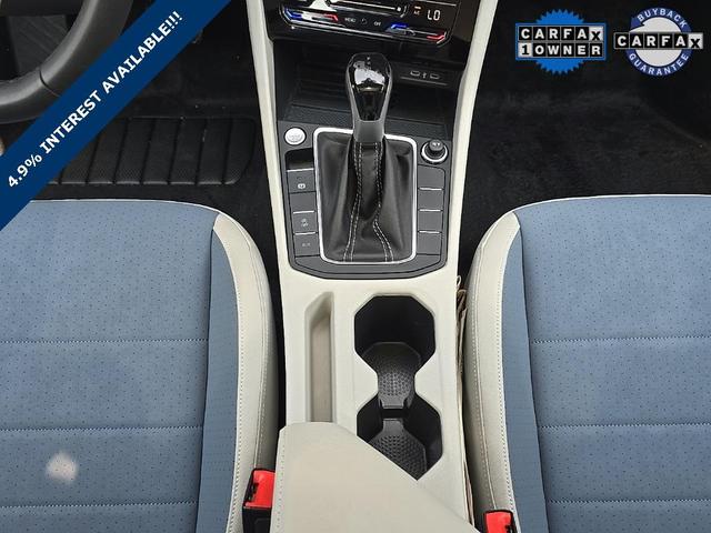 Photo of 2025 Deep Black Pearl Volkswagen Jetta