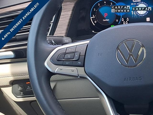 Photo of 2025 Mountain Lake Blue Metallic Volkswagen Atlas
