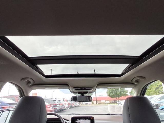 Photo of 2021 Super Black Nissan Rogue