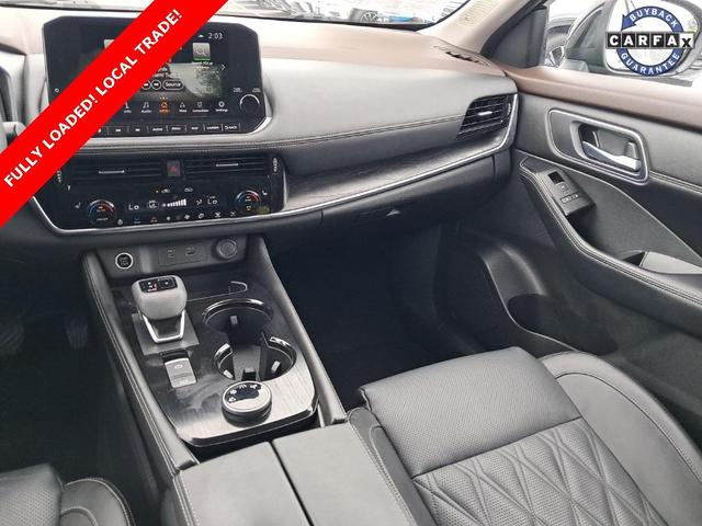 Photo of 2021 Super Black Nissan Rogue
