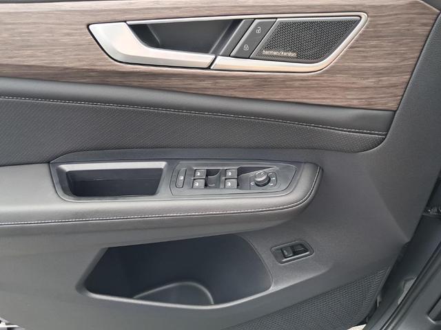 Photo of 2025 Pure Gray Volkswagen Atlas