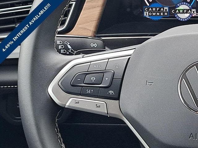 Photo of 2025 Mountain Lake Blue Metallic Volkswagen Atlas