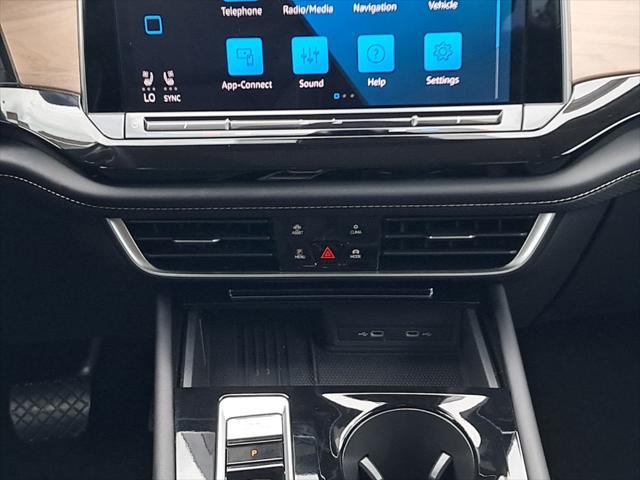 Photo of 2025 Mountain Lake Blue Metallic Volkswagen Atlas