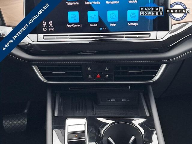 Photo of 2025 Mountain Lake Blue Metallic Volkswagen Atlas