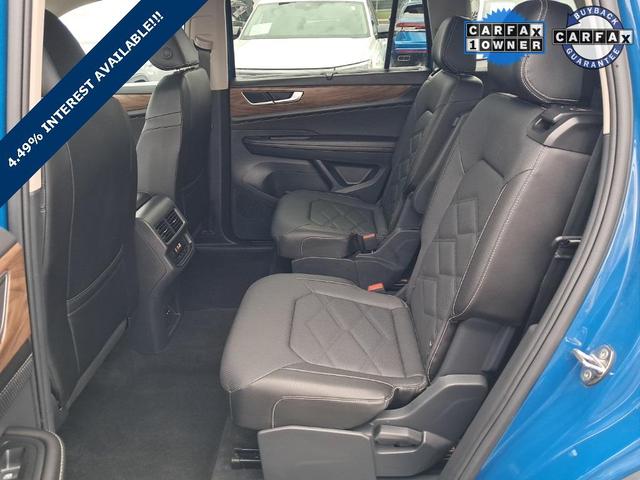 Photo of 2025 Mountain Lake Blue Metallic Volkswagen Atlas