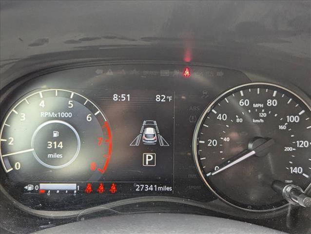 Photo of 2024 Super Black Nissan Kicks