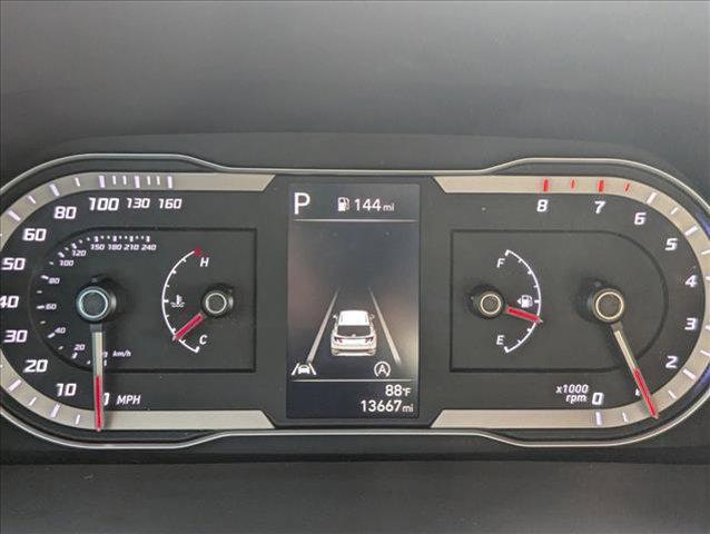Photo of 2024 White Pearl Hyundai TUCSON