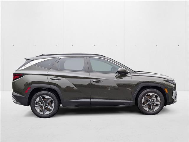 Photo of 2025 Rockwood Green Hyundai TUCSON