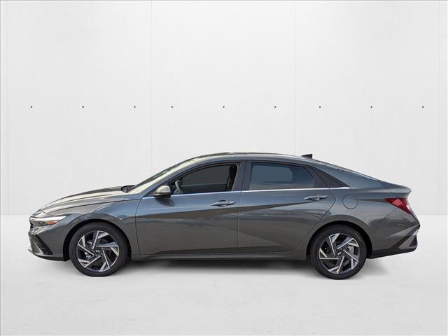 Photo of 2025 Amazon Gray Hyundai ELANTRA