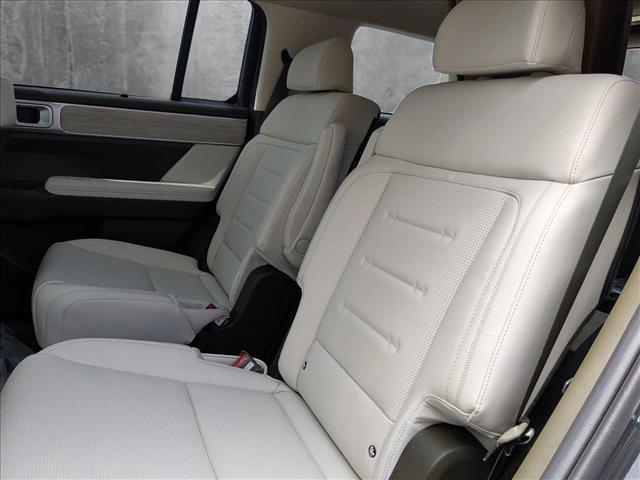 Photo of 2025 Ecotronic Gray Hyundai SANTA FE HEV