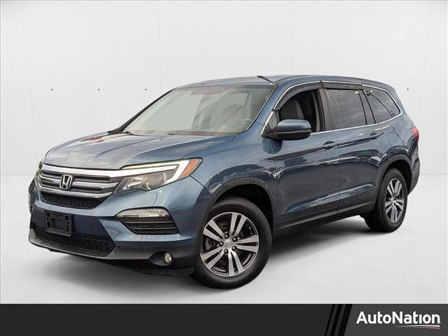 Photo of 2018 Obsidian Blue Pearl Honda Pilot