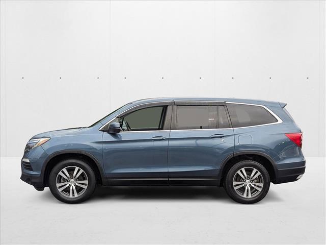 Photo of 2018 Obsidian Blue Pearl Honda Pilot