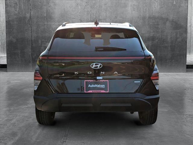 Photo of 2025 Abyss Black Pearl Hyundai KONA