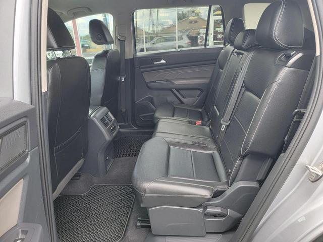 Photo of 2021 Pyrite Silver Metallic Volkswagen Atlas