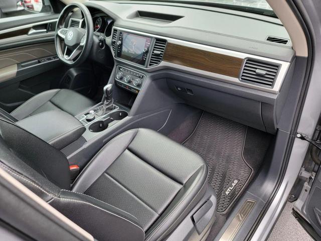 Photo of 2021 Pyrite Silver Metallic Volkswagen Atlas