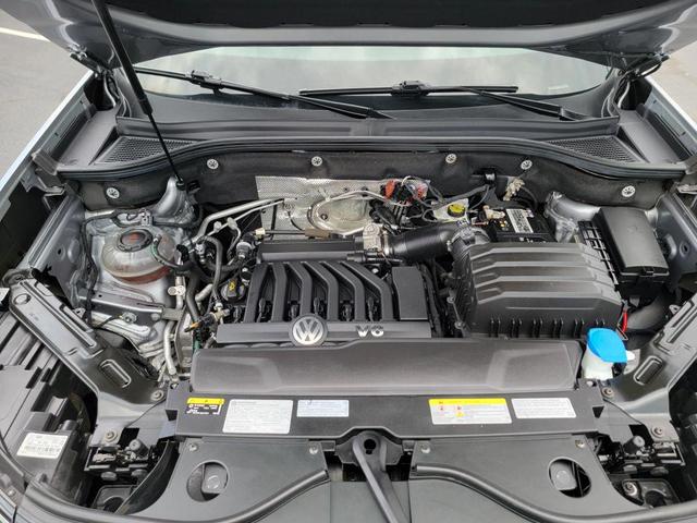 Photo of 2021 Pyrite Silver Metallic Volkswagen Atlas
