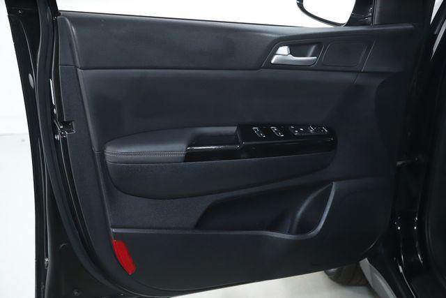 Photo of 2020 Black Cherry Pearl Kia Sportage