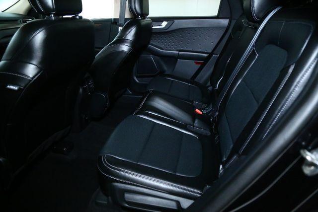 Photo of 2020 Black Metallic Ford Escape
