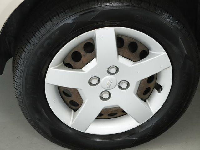 Photo of 2005 Sandstone Metallic Chevrolet Cobalt
