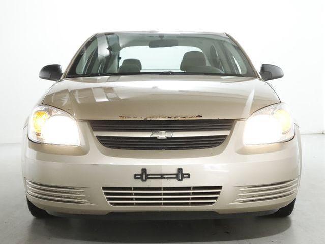 Photo of 2005 Sandstone Metallic Chevrolet Cobalt