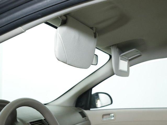 Photo of 2005 Sandstone Metallic Chevrolet Cobalt