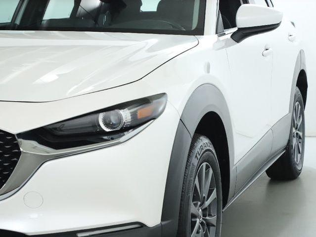 Photo of 2023 Snowflake White Pearl Mazda CX-30