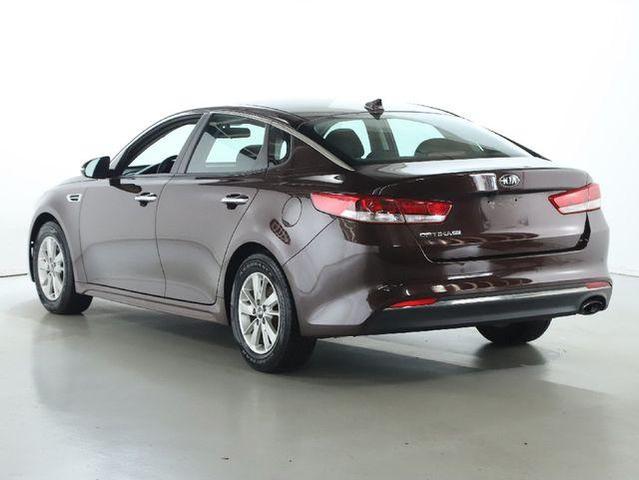 Photo of 2018 Sangria Red Kia Optima