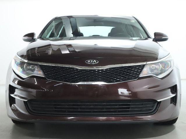 Photo of 2018 Sangria Red Kia Optima