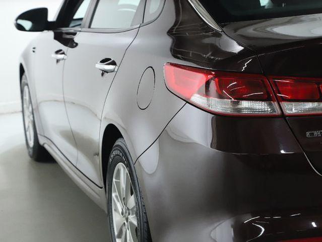 Photo of 2018 Sangria Red Kia Optima