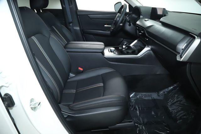 Photo of 2024 Rhodium Mazda CX-90