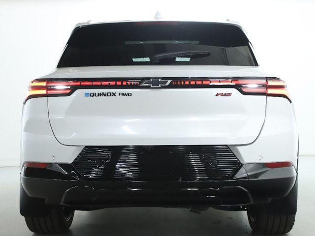 Photo of 2024 Iridescent Pearl Tricoat Chevrolet Equinox EV