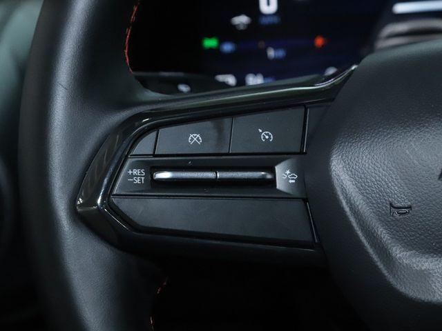 Photo of 2024 Iridescent Pearl Tricoat Chevrolet Equinox EV