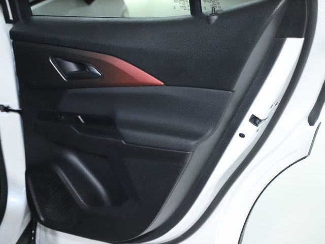 Photo of 2024 Iridescent Pearl Tricoat Chevrolet Equinox EV