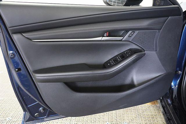 Photo of 2025 Deep Crystal Blue Mica Mazda Mazda3