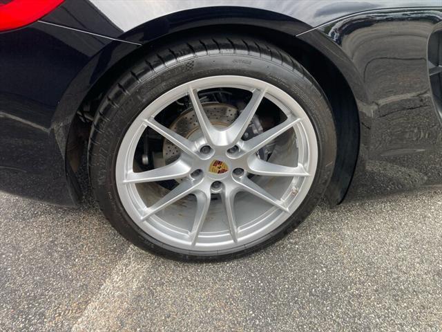 Photo of 2016 Black Porsche Cayman