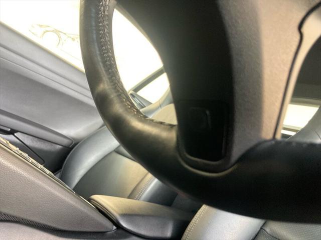 Photo of 2016 Black Porsche Cayman