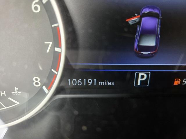 Photo of 2016 Bordeaux Black Nissan Maxima
