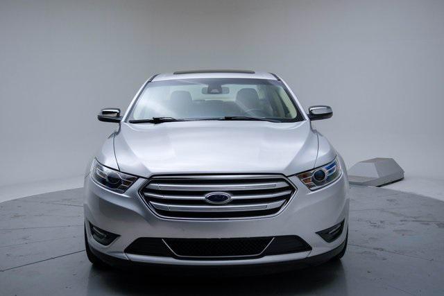 Photo of 2019 INGOT SILVER Ford Taurus