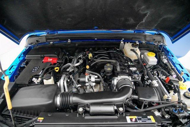 Photo of 2022 Hydro Blue Pearl Coat Jeep Wrangler Unlimited