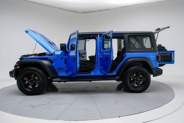 Photo of 2022 Hydro Blue Pearl Coat Jeep Wrangler Unlimited
