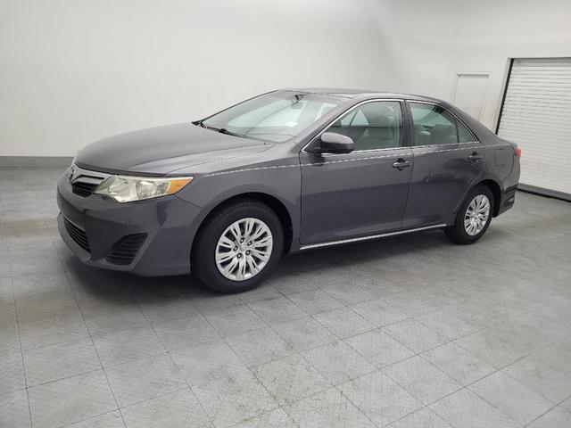 Photo of 2014 Gray Toyota Camry