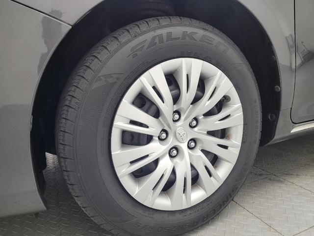 Photo of 2014 Gray Toyota Camry